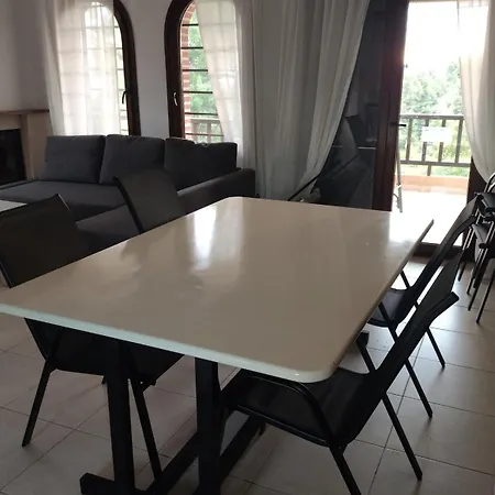 Panorama Mola Kalyva